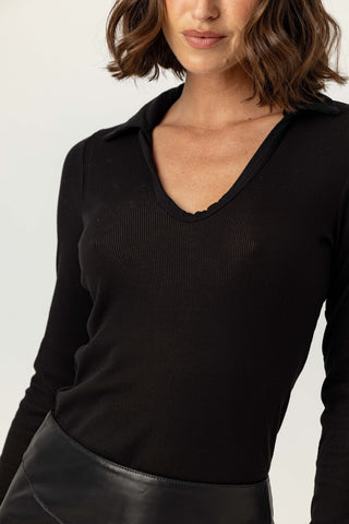 We Are Sundays Women's JAMIE TEE BLACK