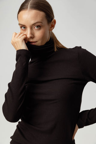 We Are Sundays Women's KATYA TURTLENECK BLACK