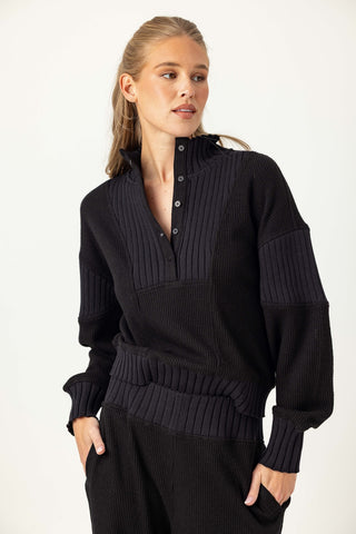 We Are Sundays Women's SENETTE PULLOVER BLACK